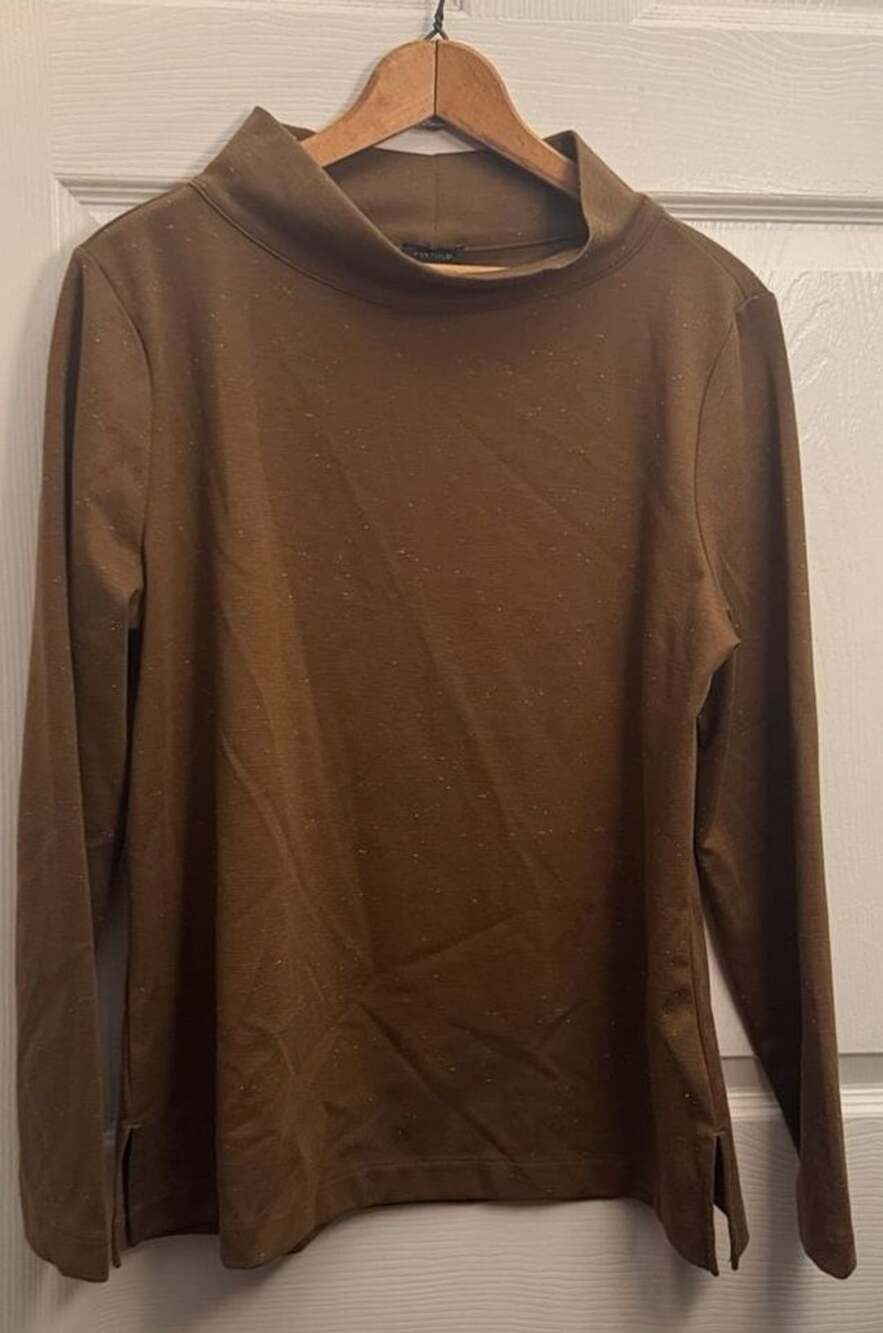 Ann Taylor Mock Neck Top Size L Brown with specks Long Sleeve